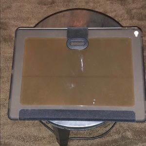 IPad Pro Tek Nical Case/Stand